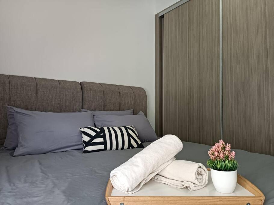 One Tebrau By Antlerzone Apartment Johor Bahru Exterior photo